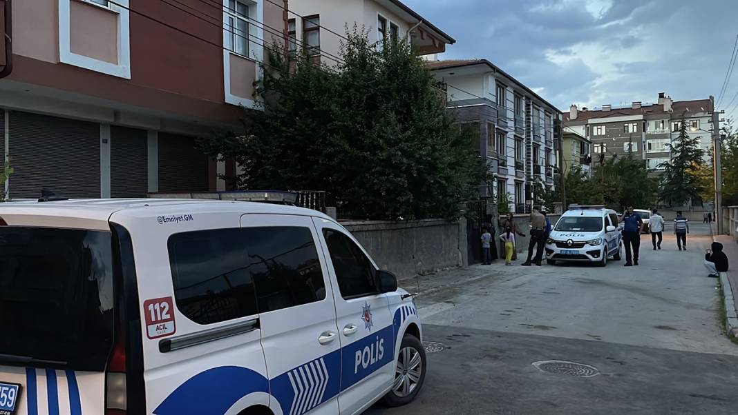 Konya'da karısını bıçaklayıp kaçtı! 2